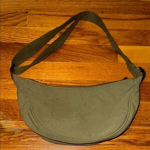 Green Crescent Belt Bag with Adjustable Strap
